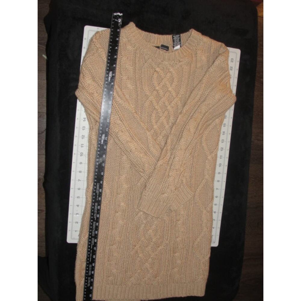 Victoria's Secret Moda International Olive Slouchy beige xs